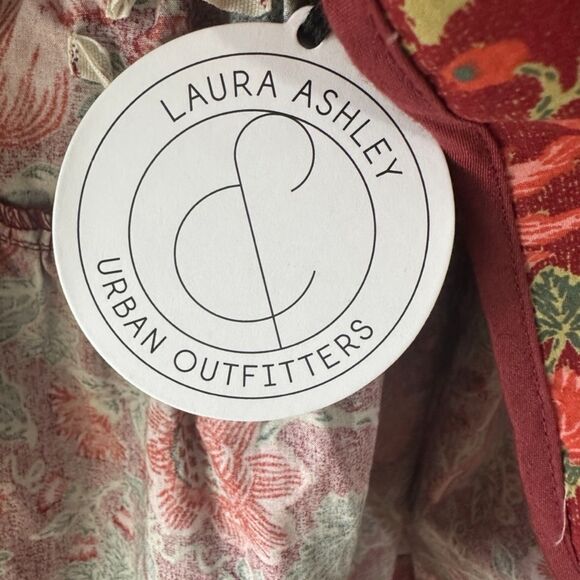 Laura Ashley UO Exclusive Tiered Bella Dress Floral Red Pink Exposed Back Medium - Picture 7 of 11